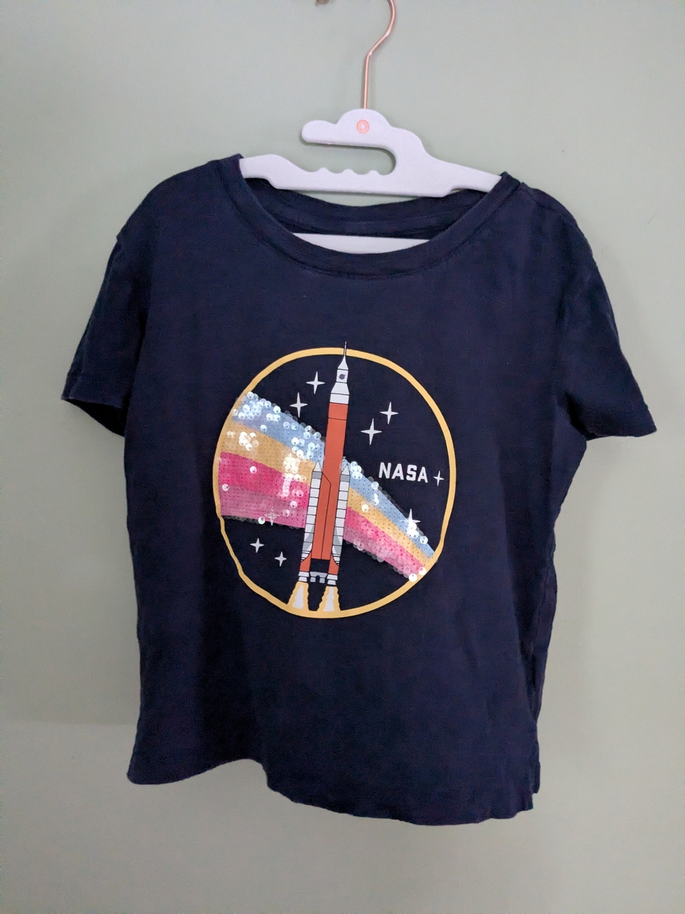⭐$7 WHEN BUNDLED⭐GAP Navy NASA Sequin Rocket Tee